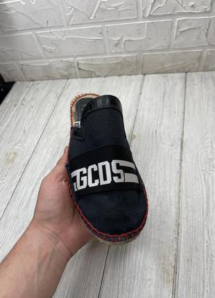 Еспадрильї шльопапки golden goose або gcds