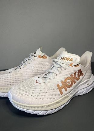 Hoka mach 3