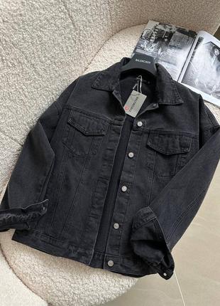 Джинсовая куртка в стиле balenciaga