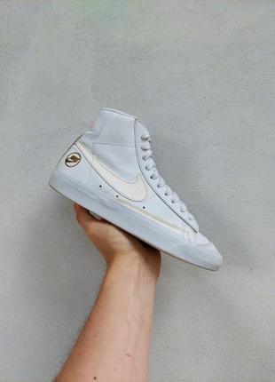 Женские кроссовки nike blazer mid 36 размер
