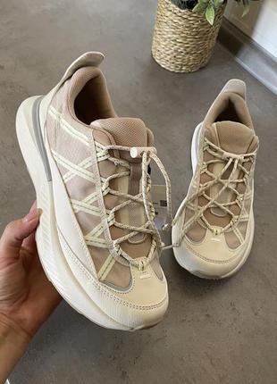 Легкие женские кроссовки zara