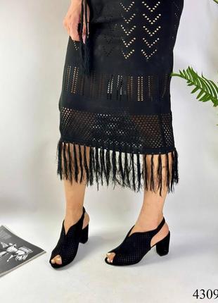 Босоніжки жіночі, чорні3 фото