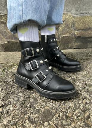 Кожаные женские сапожки pull &amp; bear