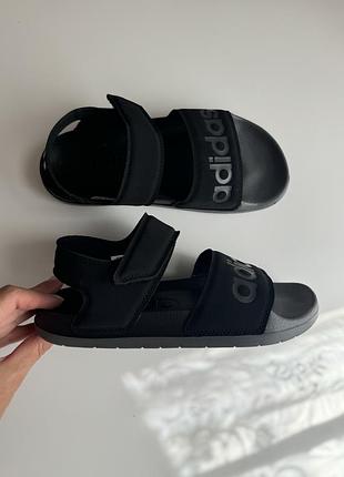 Босоножки, сандали adidas 38 р.