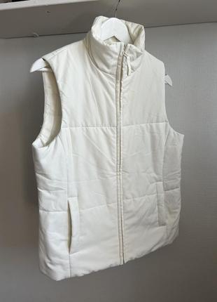 Пуховий жилет fear of god essentials