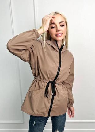 Женская удлиненная ветровка 42-44. капучино
