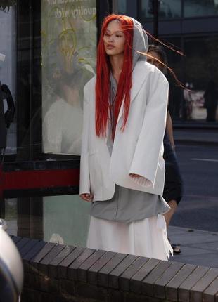 Блейзер базовий білий в смужку zara new