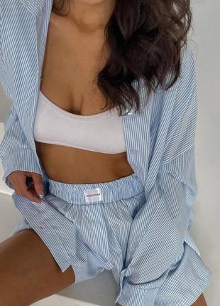 Костюм с шортами