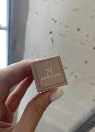 Блеск мейбелин