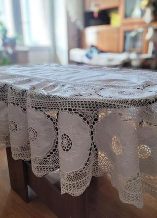 Скатертина на овальний стіл ручна робота вінтаж