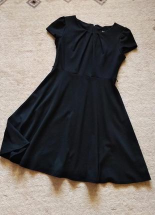 40-42р. чёрное расклешённое платье, плотный трикотаж m&co4 фото