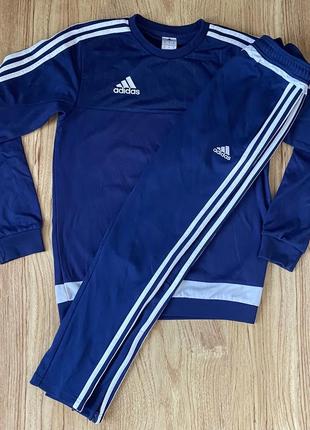 Збірний костюм adidas