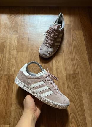 Женские замшевые кроссовки adidas gazelle