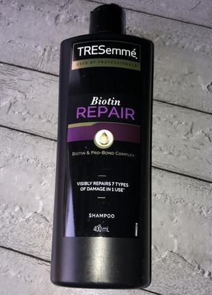 Восстанавливающий шампунь для волос tresemme biotin repair & protect с биотином 400 ml мл