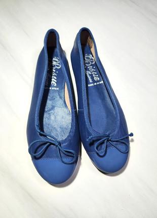Bisur ballerinas виробництво іспанія нові шкіряні сині балетки