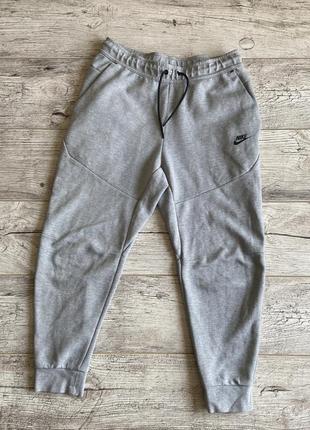 Спортивні штани nike tech fleece acg карго