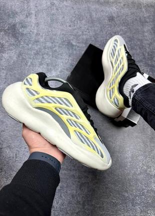 Adidas yeezy 700 yellow1 фото