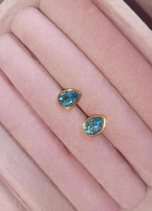 Серьги гвоздики пусеты с камнями сваровски swarovski голубые капельки