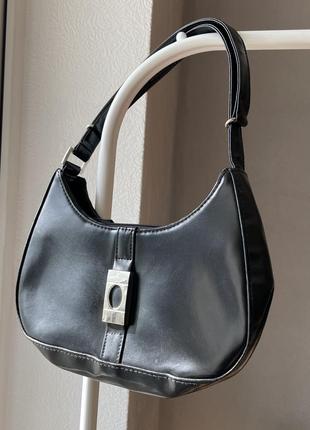Лакова глянсова чорна міні сумочка сумка багет маленька4 фото