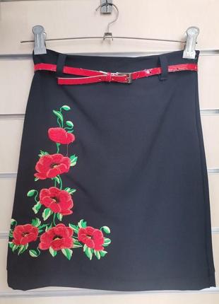 Ошатна дитяча спідниця з вишивкою та червоним поясом, р 42,44
