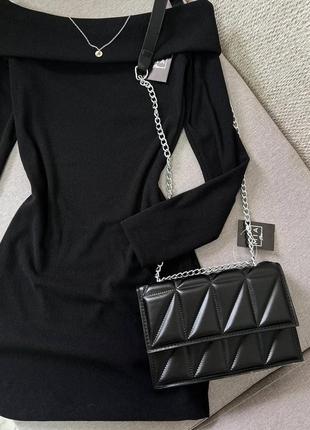 Сукня коротка однотонна на довгий рукав приталена з спущеними плечима якісна стильна трендова чорна бежева