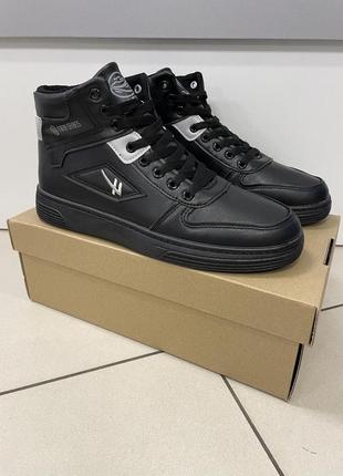 Кросівки чоловічі swin 1 mid pro_569