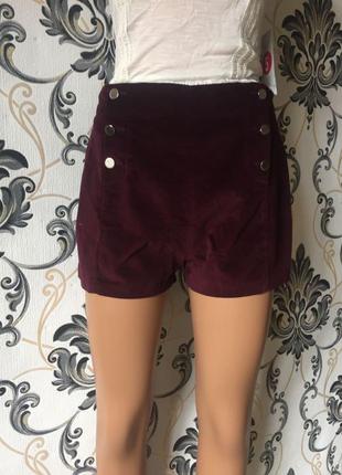 Шорти bershka