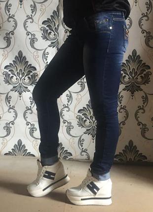 Джинси 2