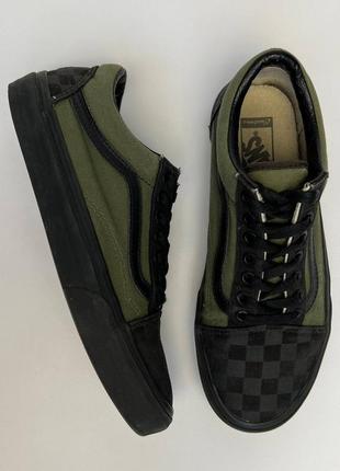 Vans off the wall customs 👌🏼☘️