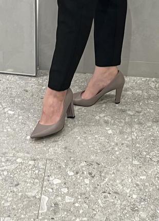 Туфлі sasha fabiani (італія)