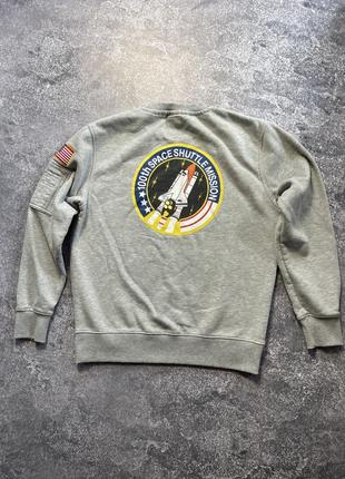 Alpha industries x nasa свитшот3 фото