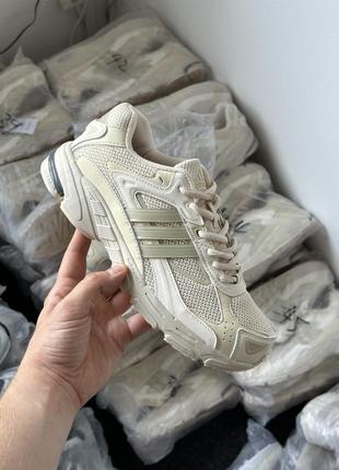 Кросівки adidas response cl light brown