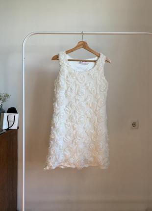 Ніжна світла міні сукня в троянду. біла сукня з троянд dreams come true dct1 фото