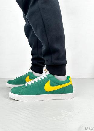 Натуральные замшевые зеленые кроссовки мужские nike blazer low pro green4 фото