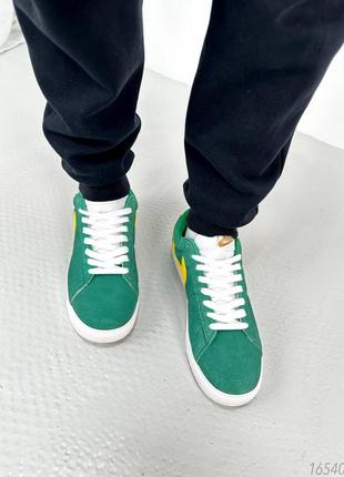 Натуральные замшевые зеленые кроссовки мужские nike blazer low pro green3 фото