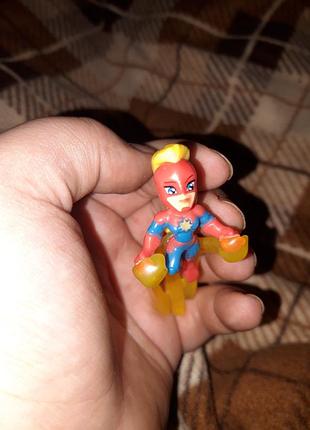Капитан марвел kinder фигурка детская игрушка captain marvel
