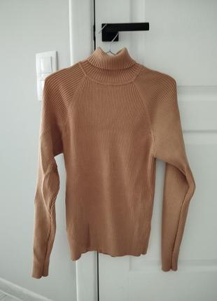 Бежевий светр в рубчик з високою горловиною1 фото