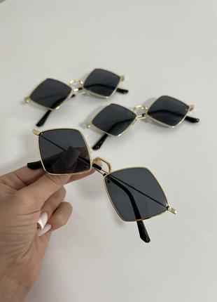 Окуляри ромби