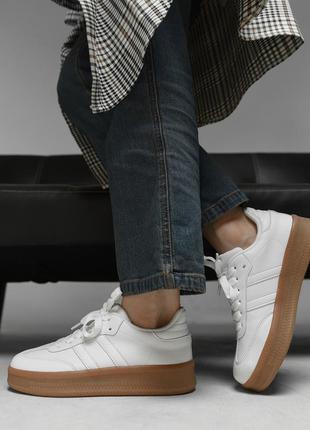 Женские кроссовки samba white