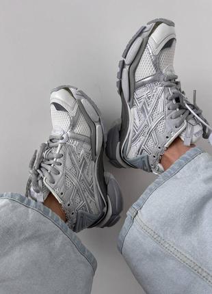 Жіночі кросівки у стилі balenciaga 
runner trainer white / silver premium8 фото