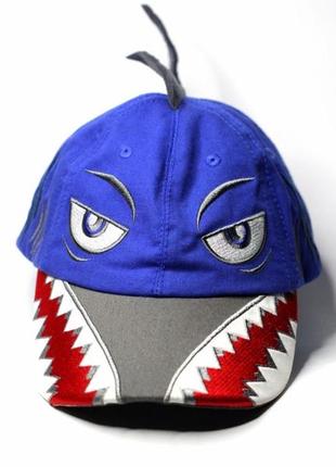 Кепка акула