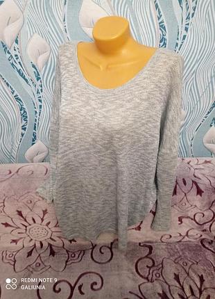 Лёгкий женский свитерок