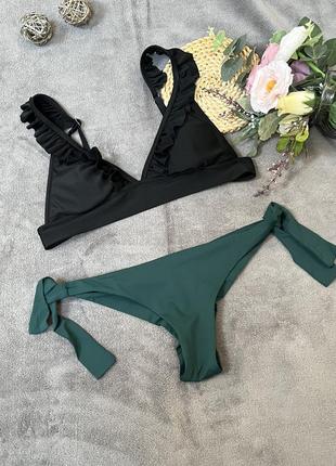 Сборный раздельный купальник на завязках с рюшами чашки