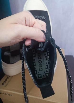 Стильные кеды cropp