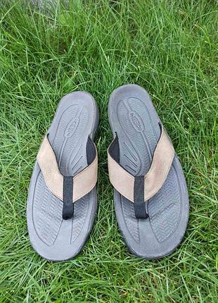 Шлепанцы keen 42р