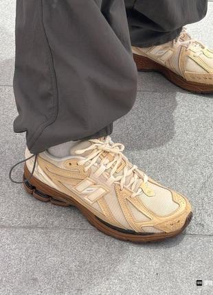 Кроссовки new balance 1906 beige brown