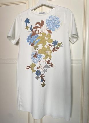 Платье zara в цветы, белое платье