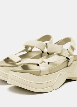Трендовые босоножки сандалии zara