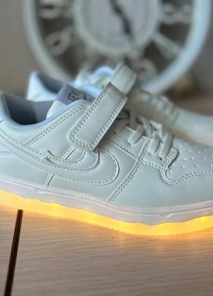 Круті led кросівки 32-37 розмір7 фото