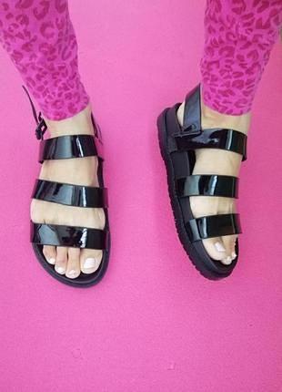 Силіконові сандалі